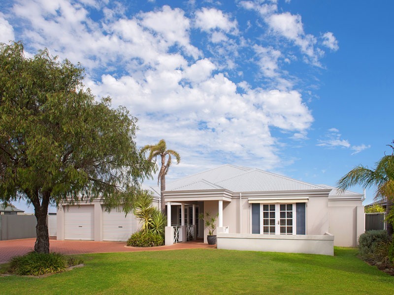 5 Pebble Drive, Geographe WA 6280