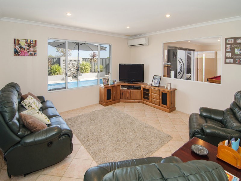 5 Pebble Drive, Geographe WA 6280