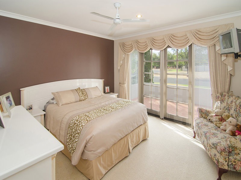 5 Pebble Drive, Geographe WA 6280