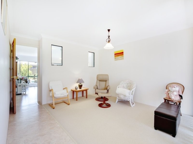 8 Captain Gill Brace, Broadwater WA 6280