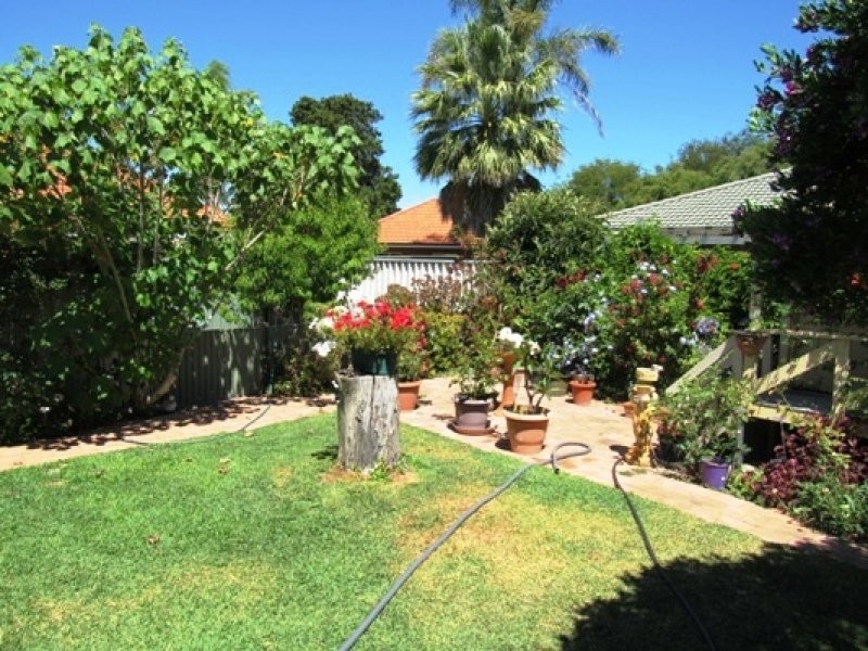 80 Hadfield Avenue, West Busselton WA 6280