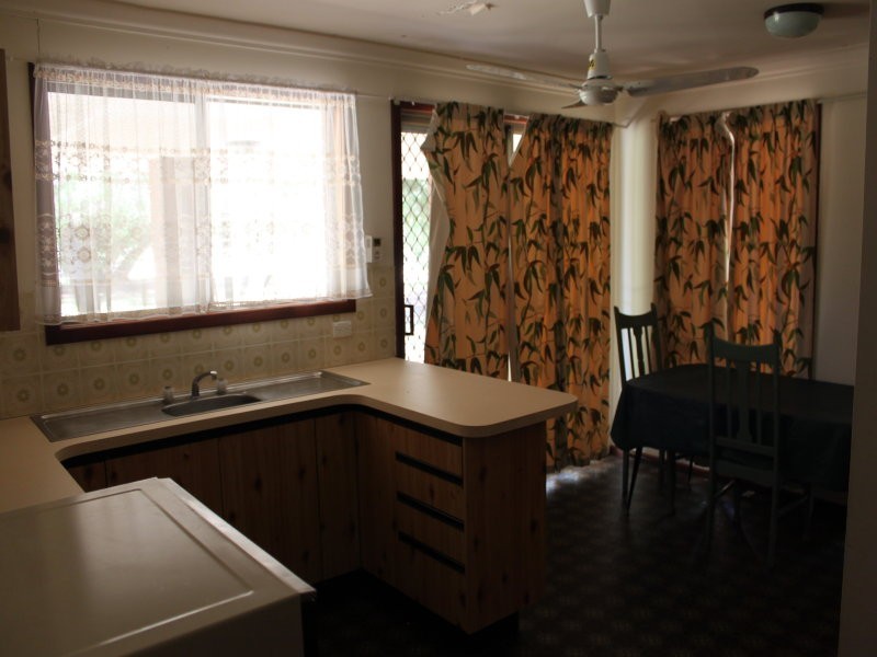 121 Adelaide Street, Busselton WA 6280