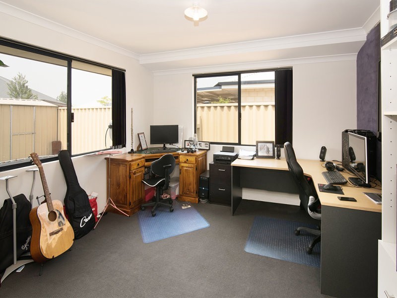 8 Lavender Gardens, Yalyalup WA 6280