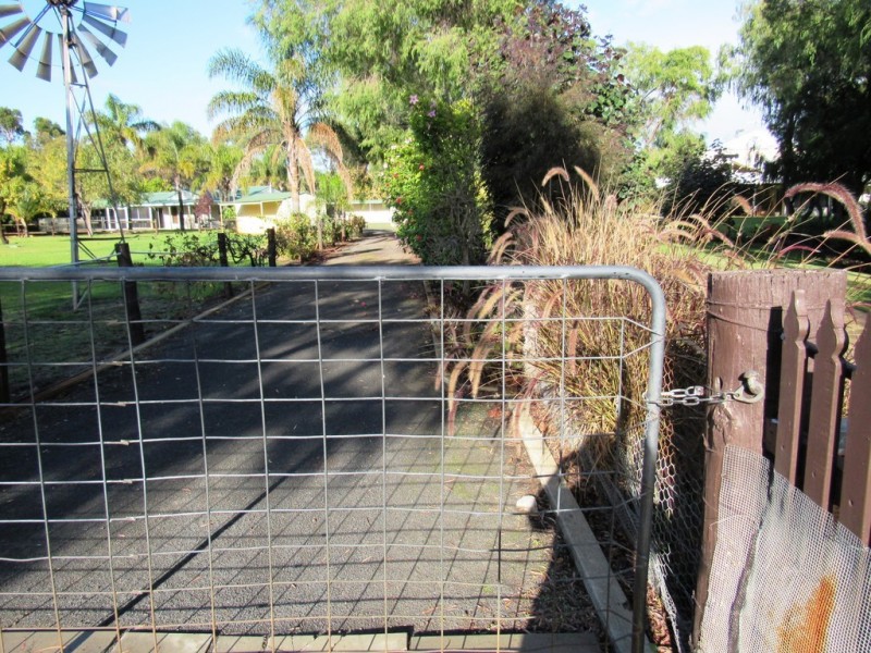 123 Ballarat Road, Wonnerup WA 6280