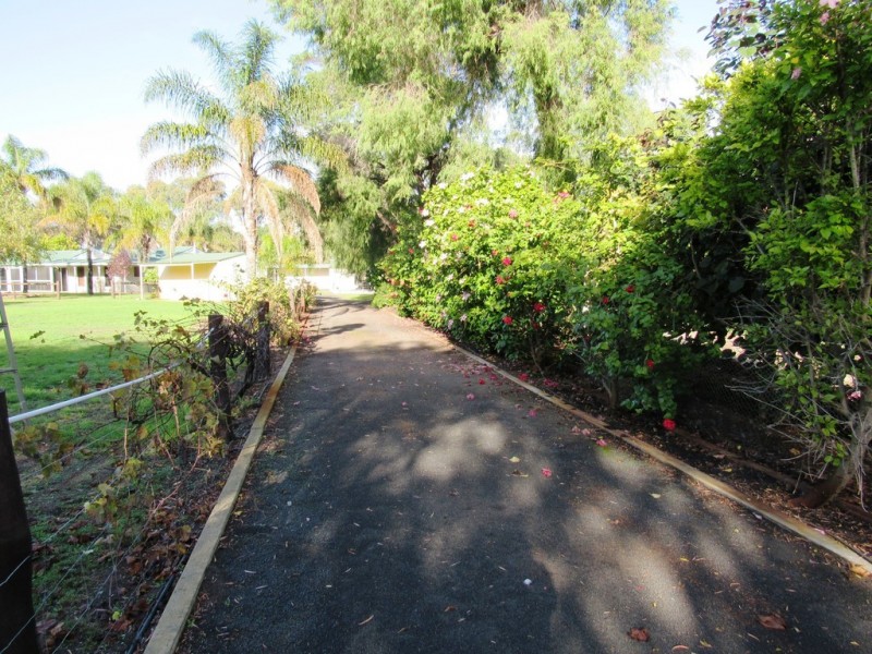 123 Ballarat Road, Wonnerup WA 6280