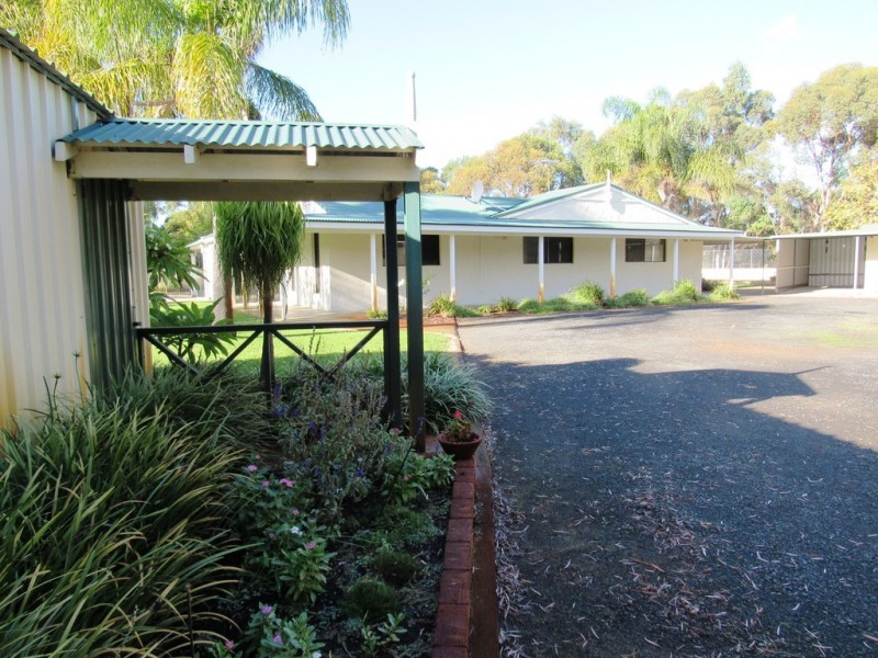 123 Ballarat Road, Wonnerup WA 6280