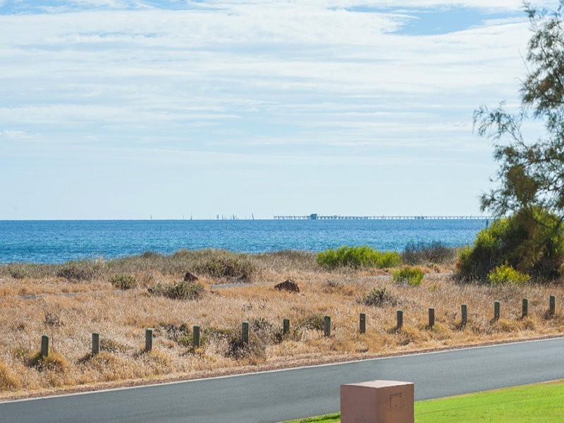 742 Geographe Bay Road, West Busselton WA 6280