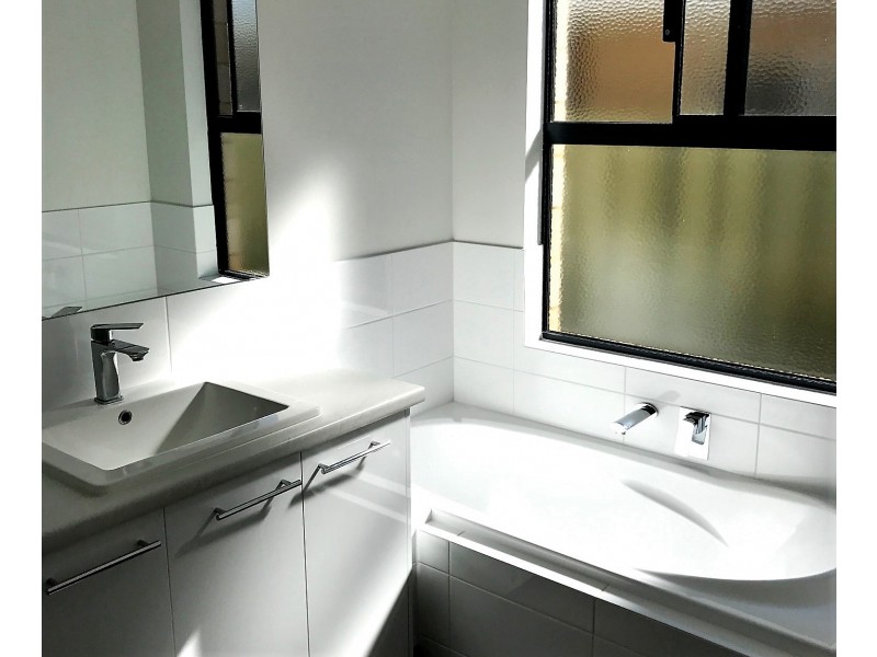 11 Tamarix Crescent, Margaret River WA 6285