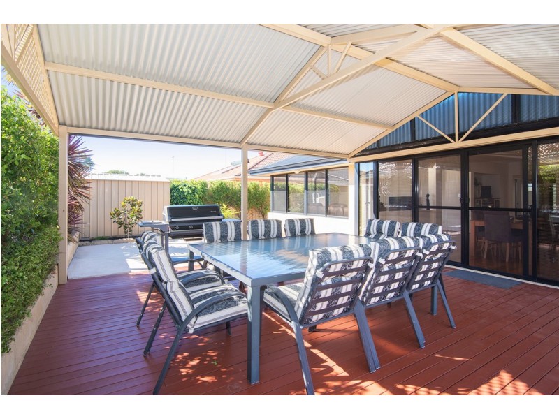 36 Honeyeater Crescent, Geographe WA 6280