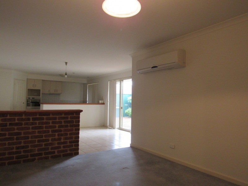 3/37 Fairbairn Road, Busselton WA 6280