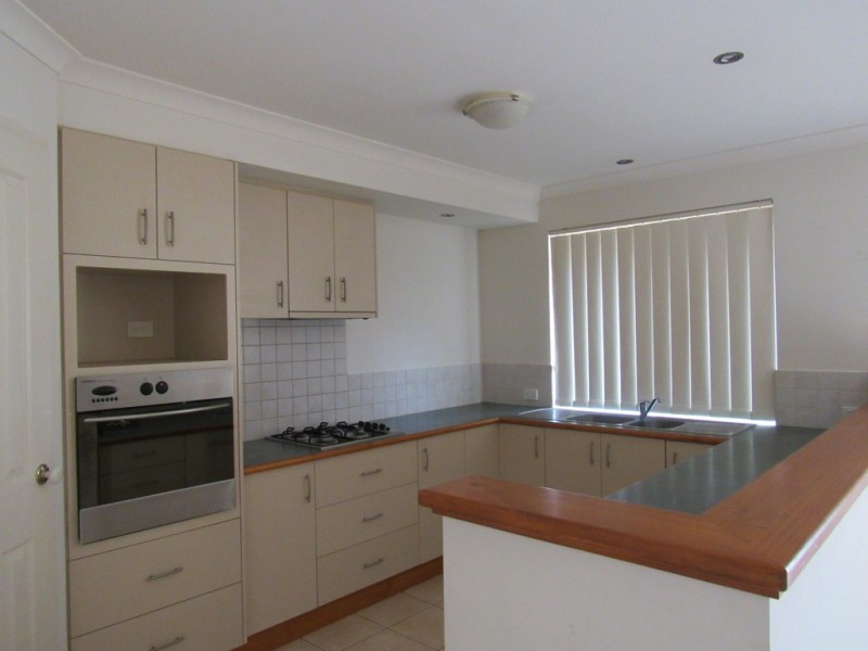 3/37 Fairbairn Road, Busselton WA 6280