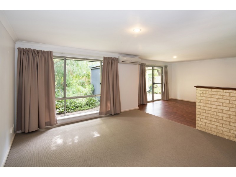 2/14 Melville Court, Geographe WA 6280
