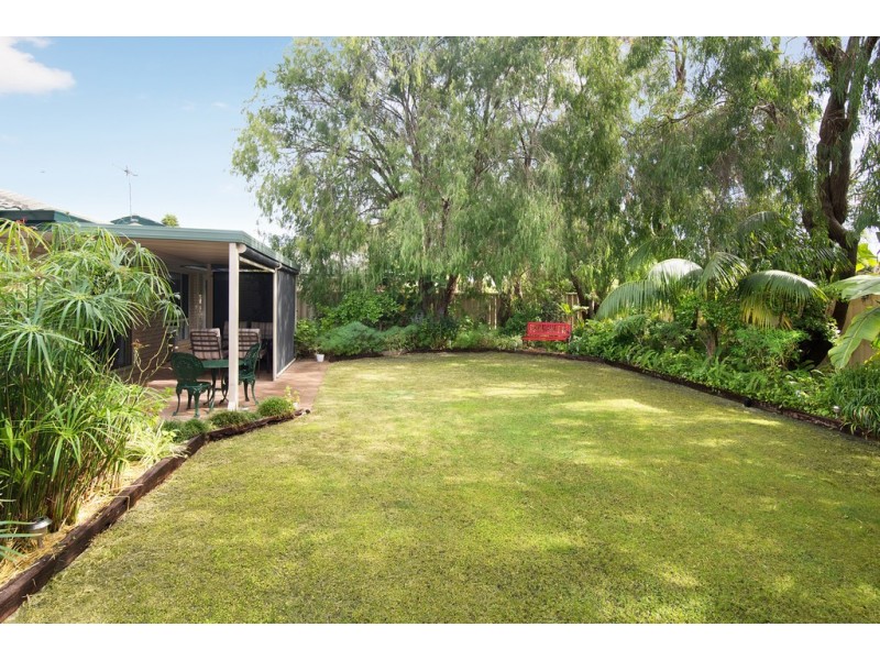 2/14 Melville Court, Geographe WA 6280