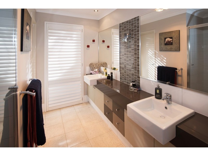 9 Matisse Way, Yalyalup WA 6280