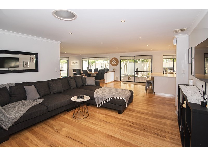 9 Edith Agnes Circle, West Busselton WA 6280