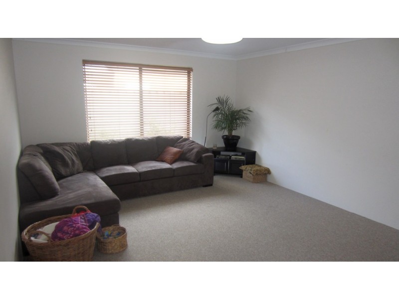 5 Flinders Crescent, Abbey WA 6280