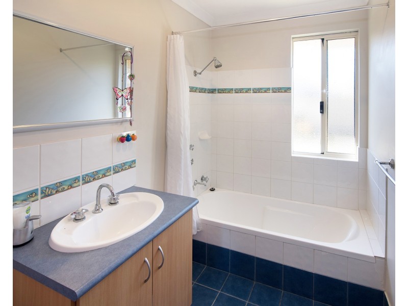 20 Pigeon Rise, Geographe WA 6280