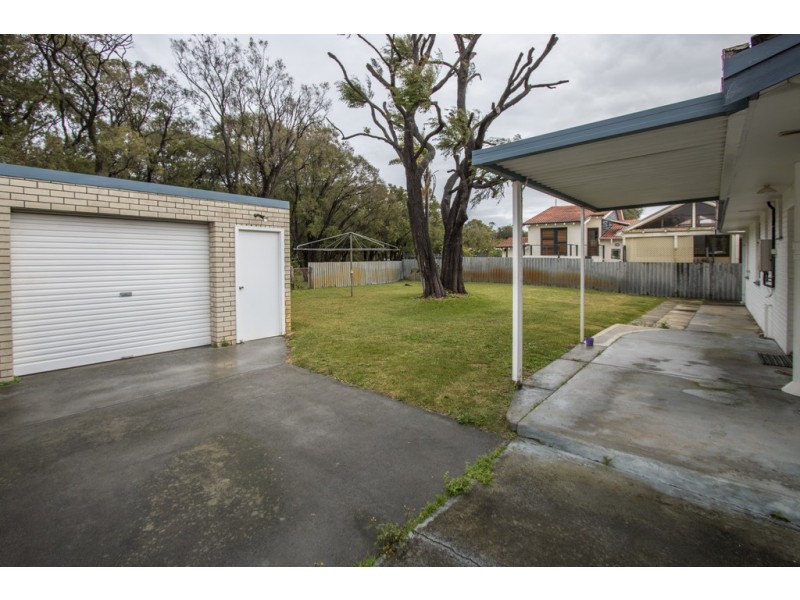 22 Manson Street, West Busselton WA 6280