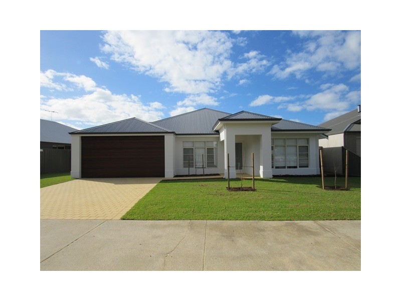 142 Dunsborough Lakes Drive, Dunsborough WA 6281