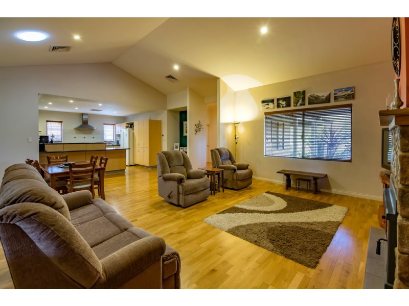 57 Country Road, Bovell WA 6280