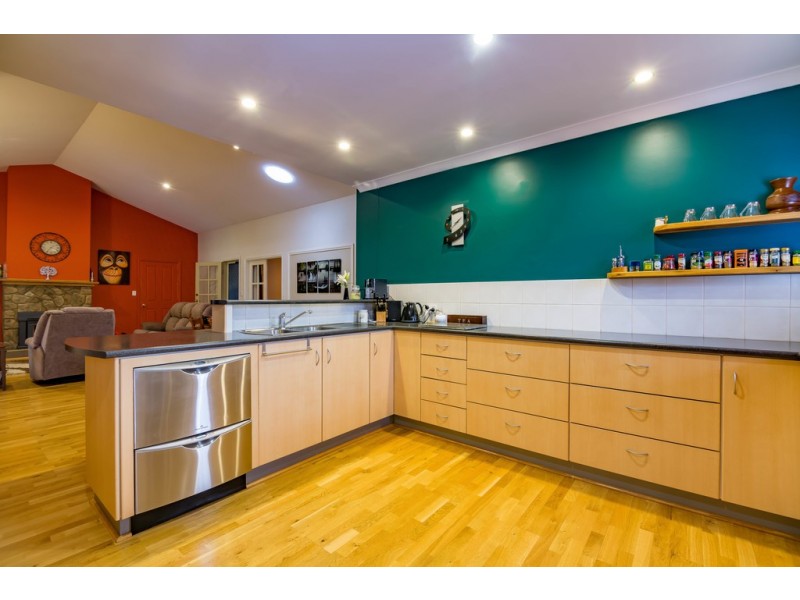 57 Country Road, Bovell WA 6280