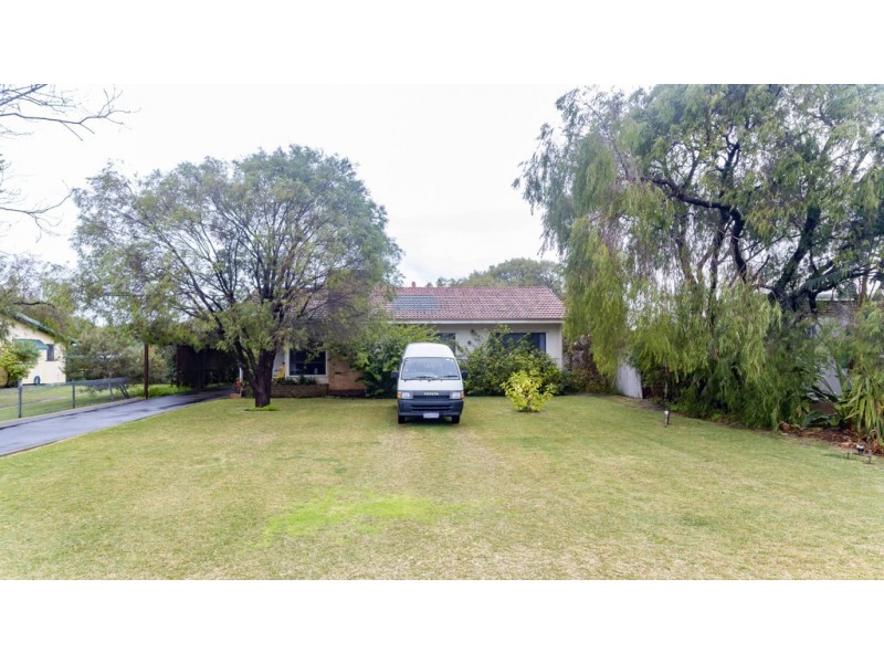 6 Rose Street, Broadwater WA 6280