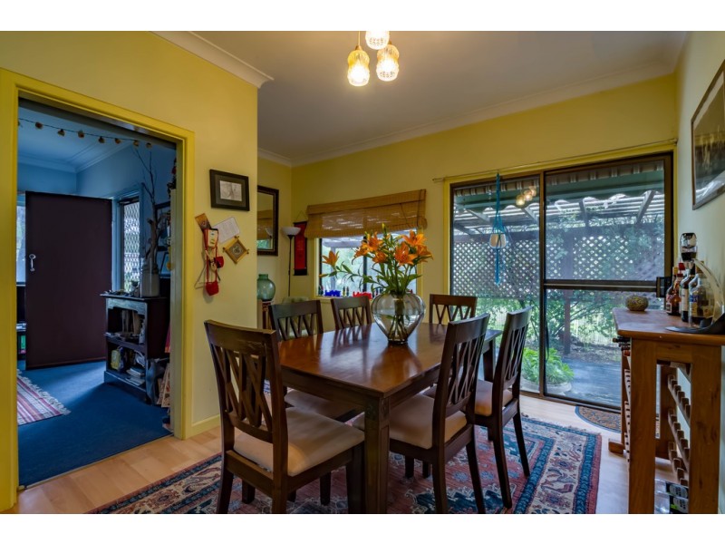 6 Rose Street, Broadwater WA 6280