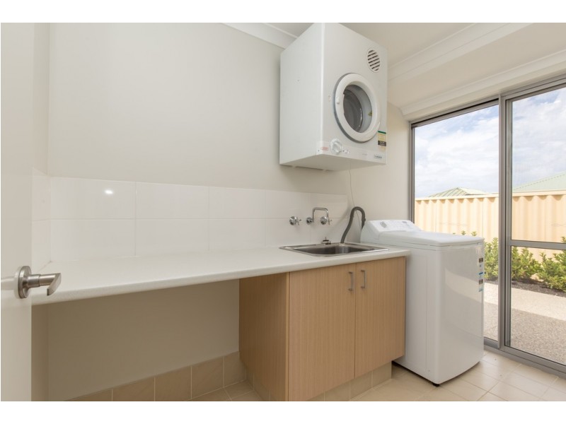 101 Hawker Approach, Yalyalup WA 6280