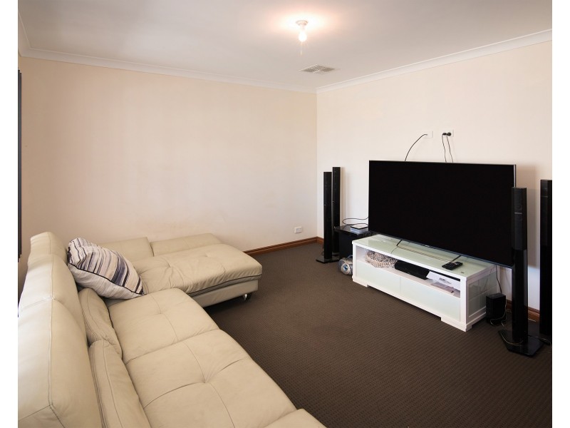 5 Bourke Way, Broadwater WA 6280