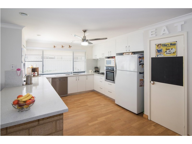 21 Lorikeet Loop, Broadwater WA 6280