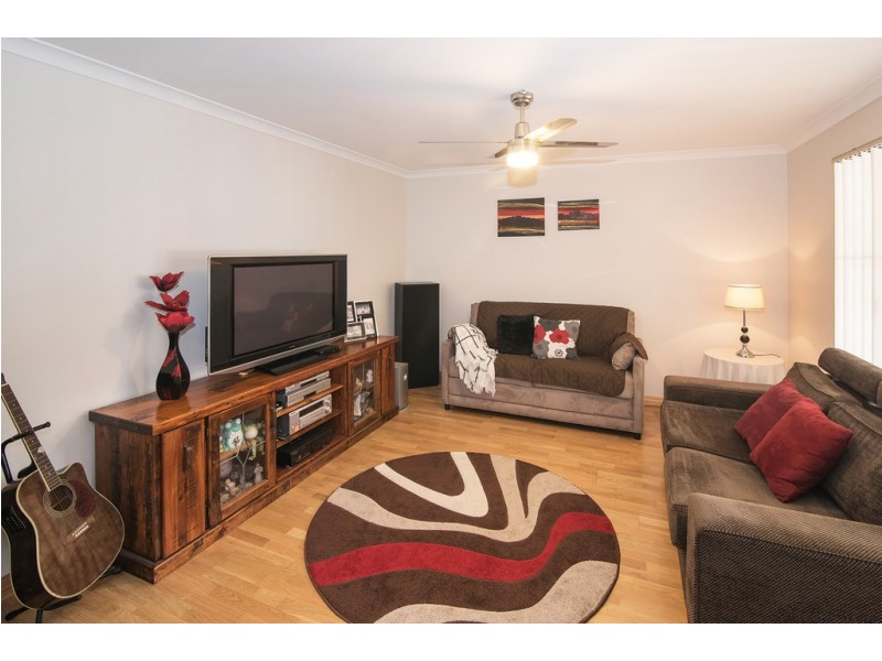 21 Lorikeet Loop, Broadwater WA 6280