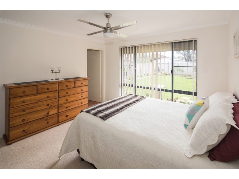 21 Lorikeet Loop, Broadwater WA 6280