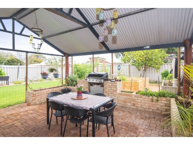 21 Lorikeet Loop, Broadwater WA 6280