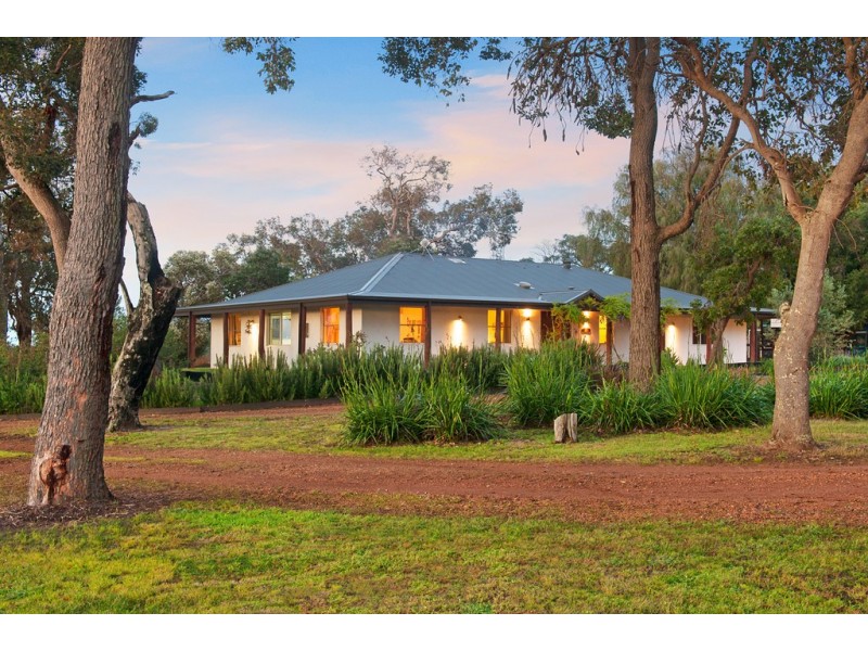 26 Harmony Drive, Ambergate WA 6280