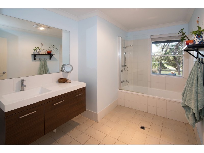 26 Harmony Drive, Ambergate WA 6280