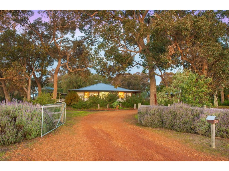 26 Harmony Drive, Ambergate WA 6280
