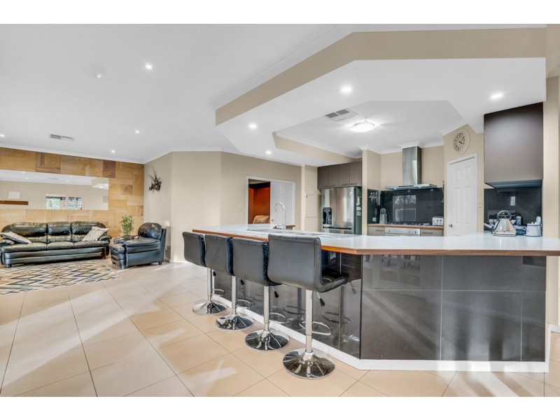 9 Bullock Court, Bovell WA 6280