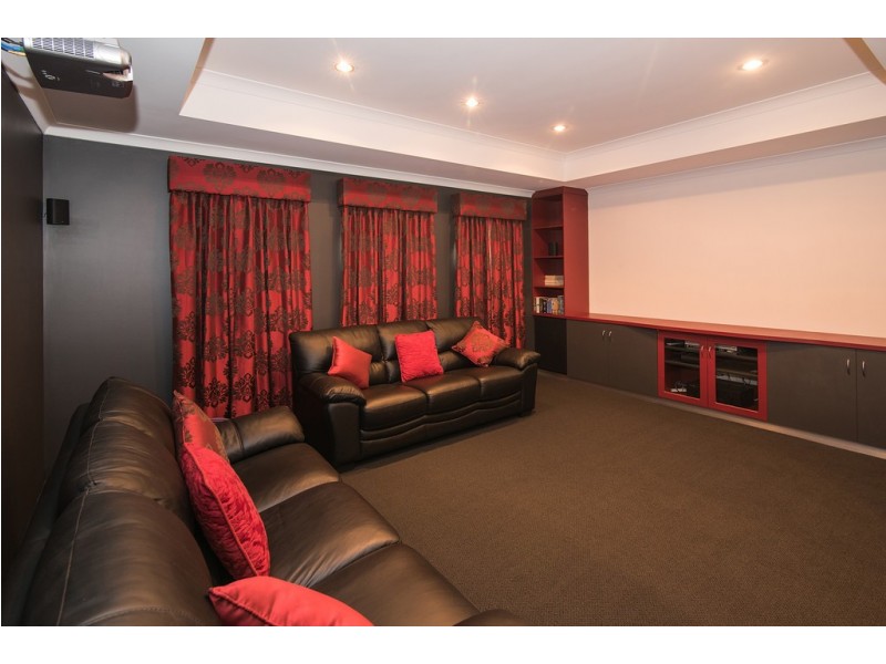 14 Pebble Drive, Geographe WA 6280