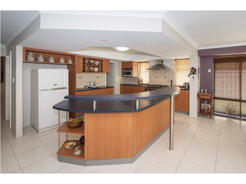 14 Pebble Drive, Geographe WA 6280