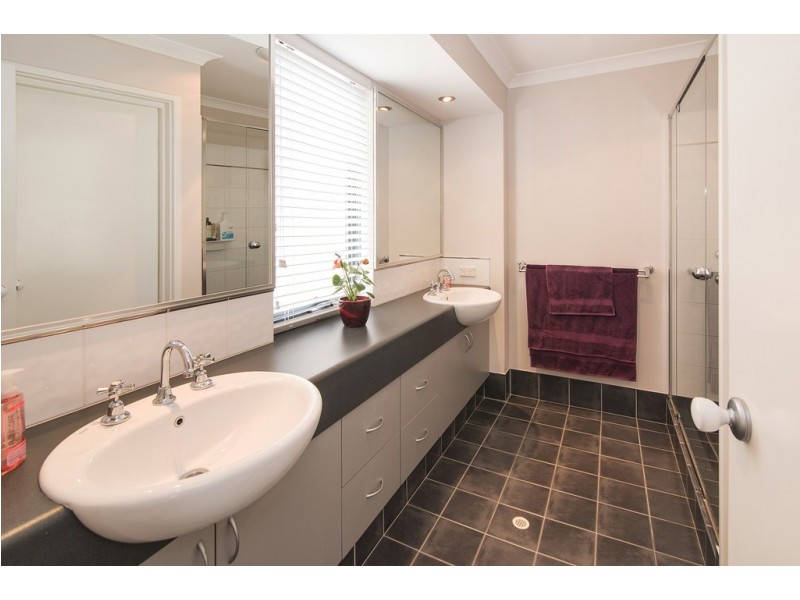 14 Pebble Drive, Geographe WA 6280