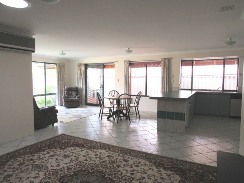 31 Chancery Way, West Busselton WA 6280