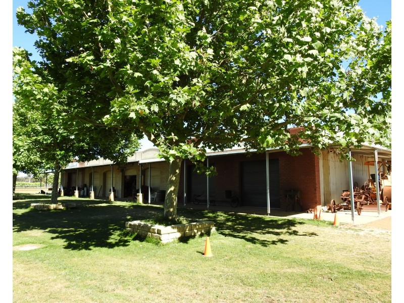 938 Kaloorup Road, Kaloorup WA 6280