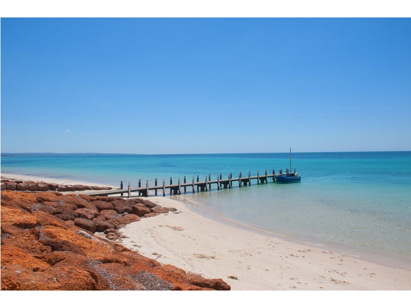 5 Roberts Road, Abbey WA 6280