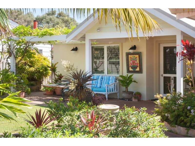 5 Roberts Road, Abbey WA 6280