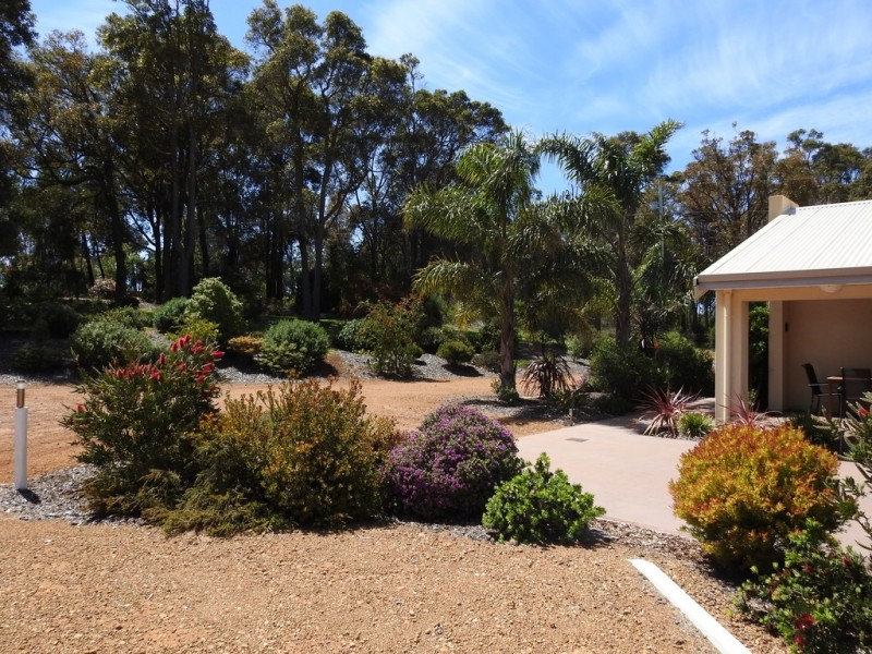 52 Treeton Road, Cowaramup WA 6284