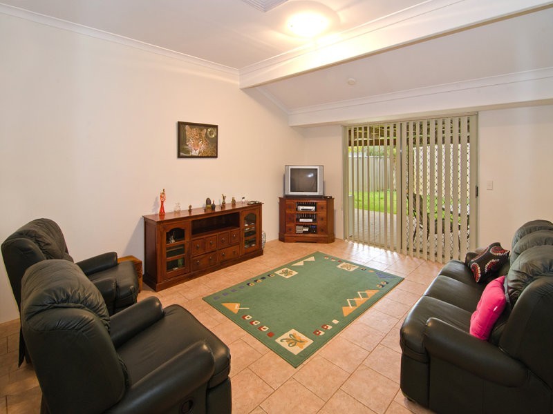 4 Karrinyup Retreat, West Busselton WA 6280