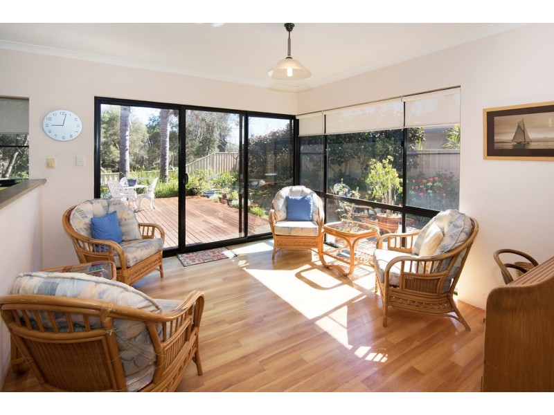 14 Karrinyup Retreat, West Busselton WA 6280