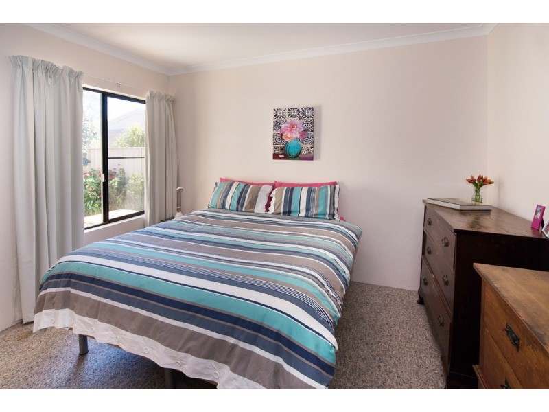 14 Karrinyup Retreat, West Busselton WA 6280