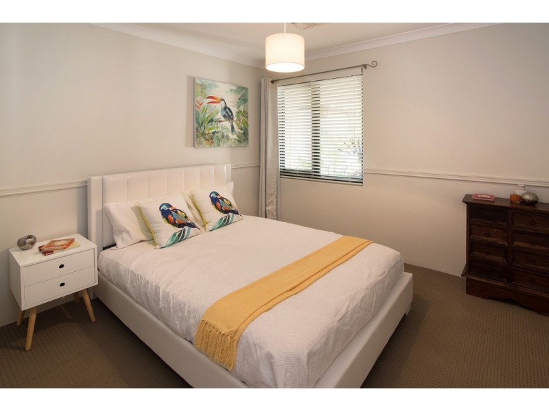 347 Bussell Highway, Broadwater WA 6280