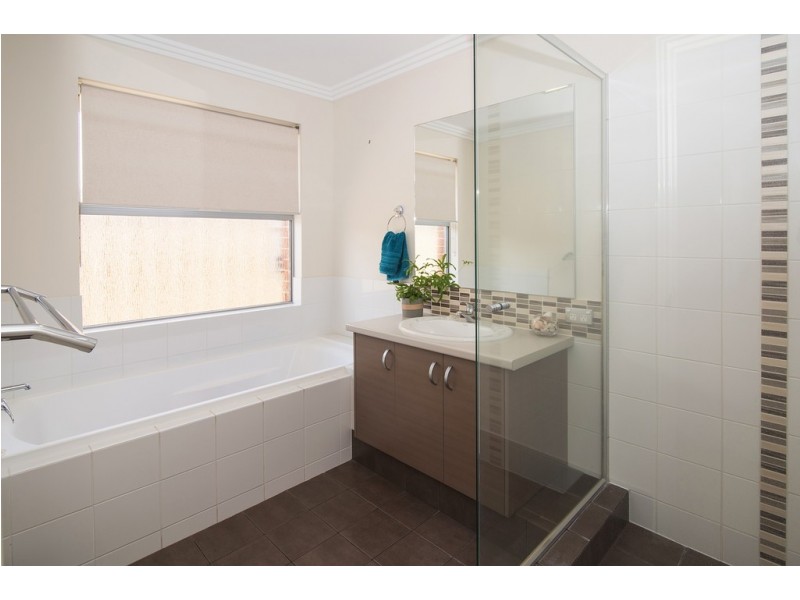 3 Seguret Parkway, Yalyalup WA 6280